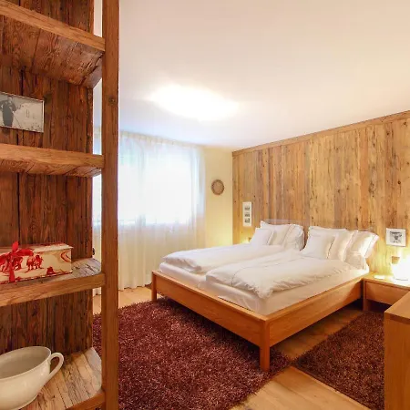 Apartment Rutschi-4 *